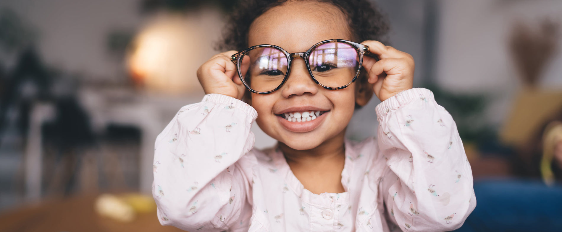 How Vision Shapes Development in the First Three Years – Good-Lite Co