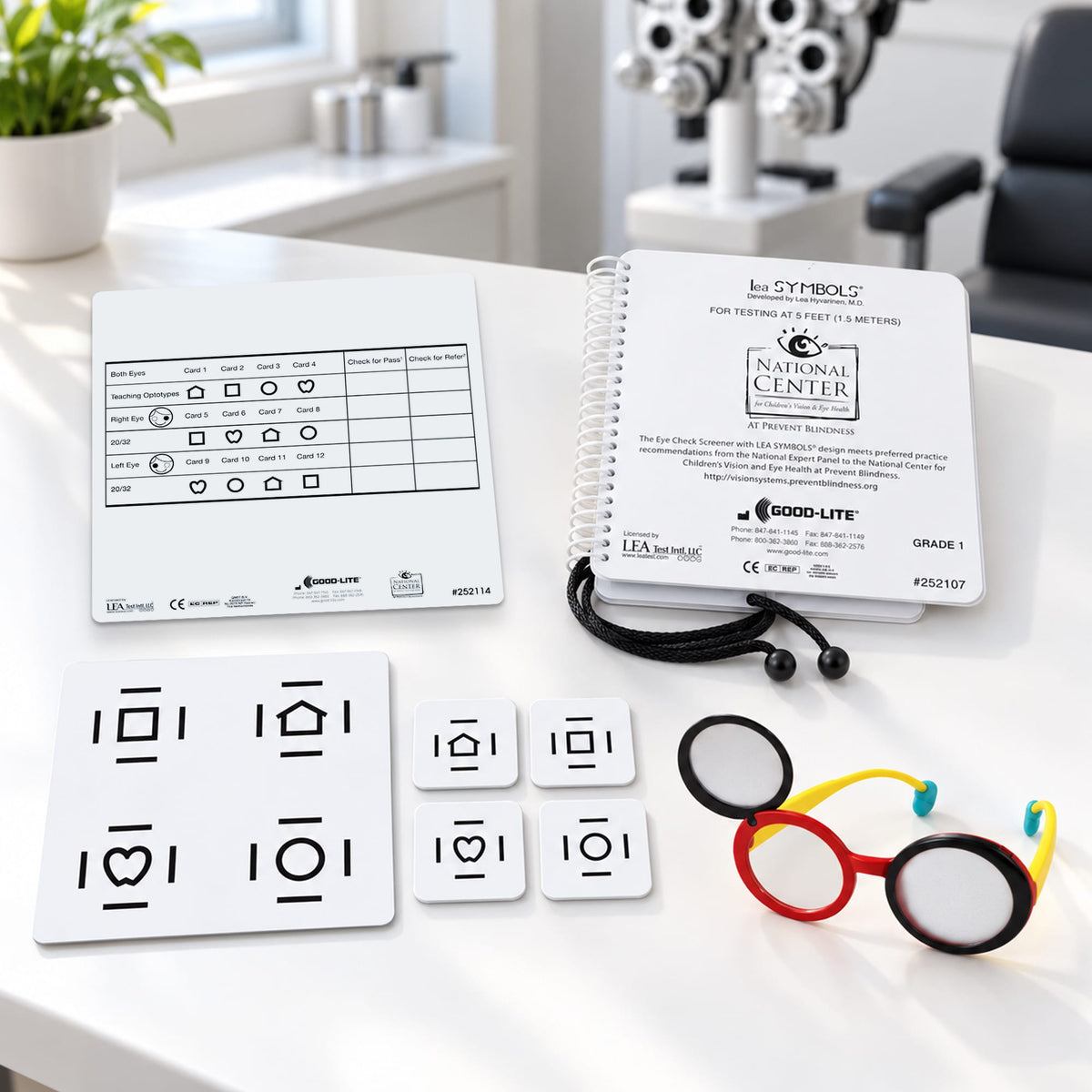 Good-Lite Vision Testing Aids EyE Check: Flip Book with LEA SYMBOLS®